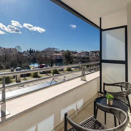 فندق Orjen Sport & Pleasure 4*